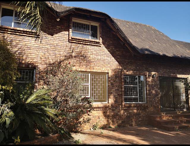 4 BEDROOM HOUSE SOLD IN FAERIE GLEN